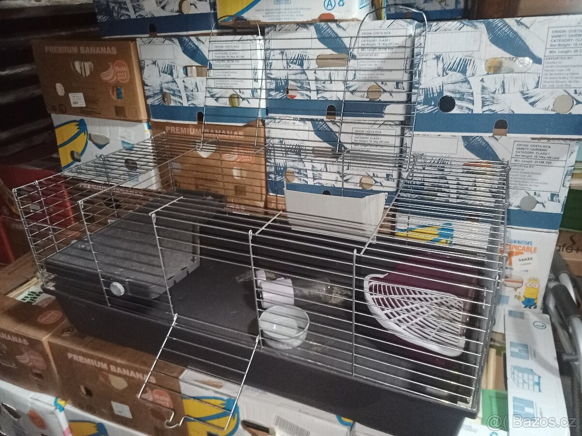 Prodám větší klec třeba pro králíka