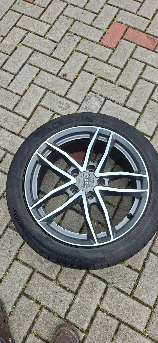 Alu kola 17 5x112 s pneu 225/45/17