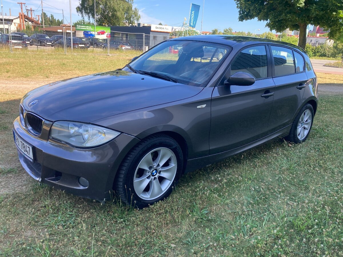 Bmw 118i 95kw nová stk + me nové rozvody alternátor baterie