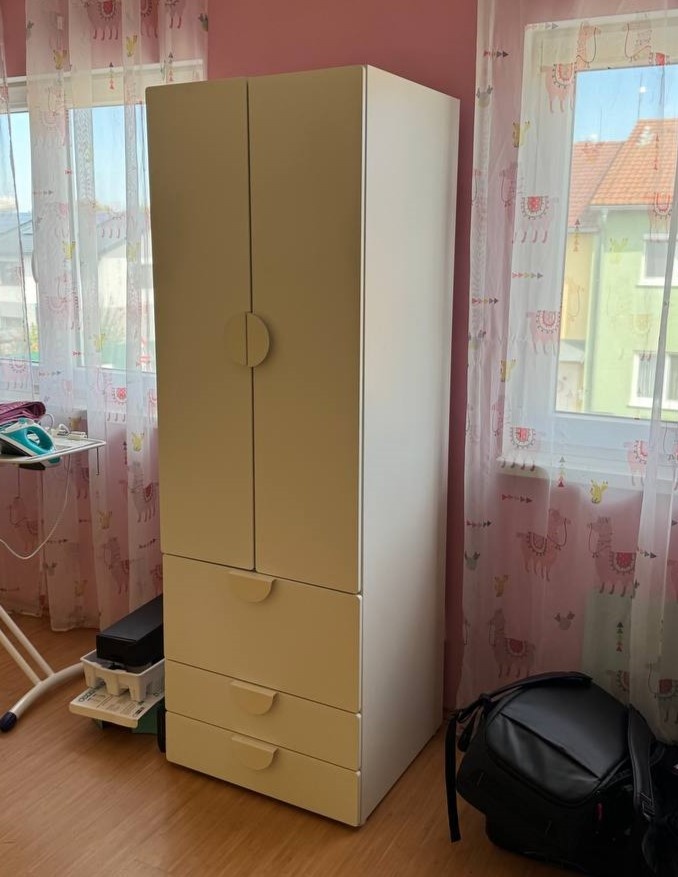 Šatní skříň