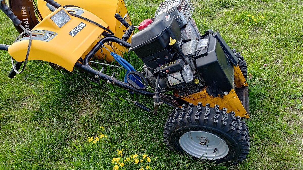 STIGA - sněžná fréza 1074 Power Royal line