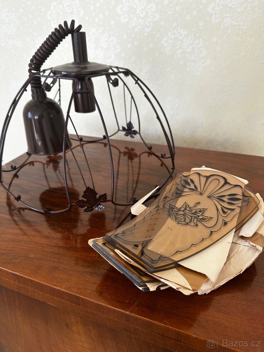 Stropní lustr kov/sklo