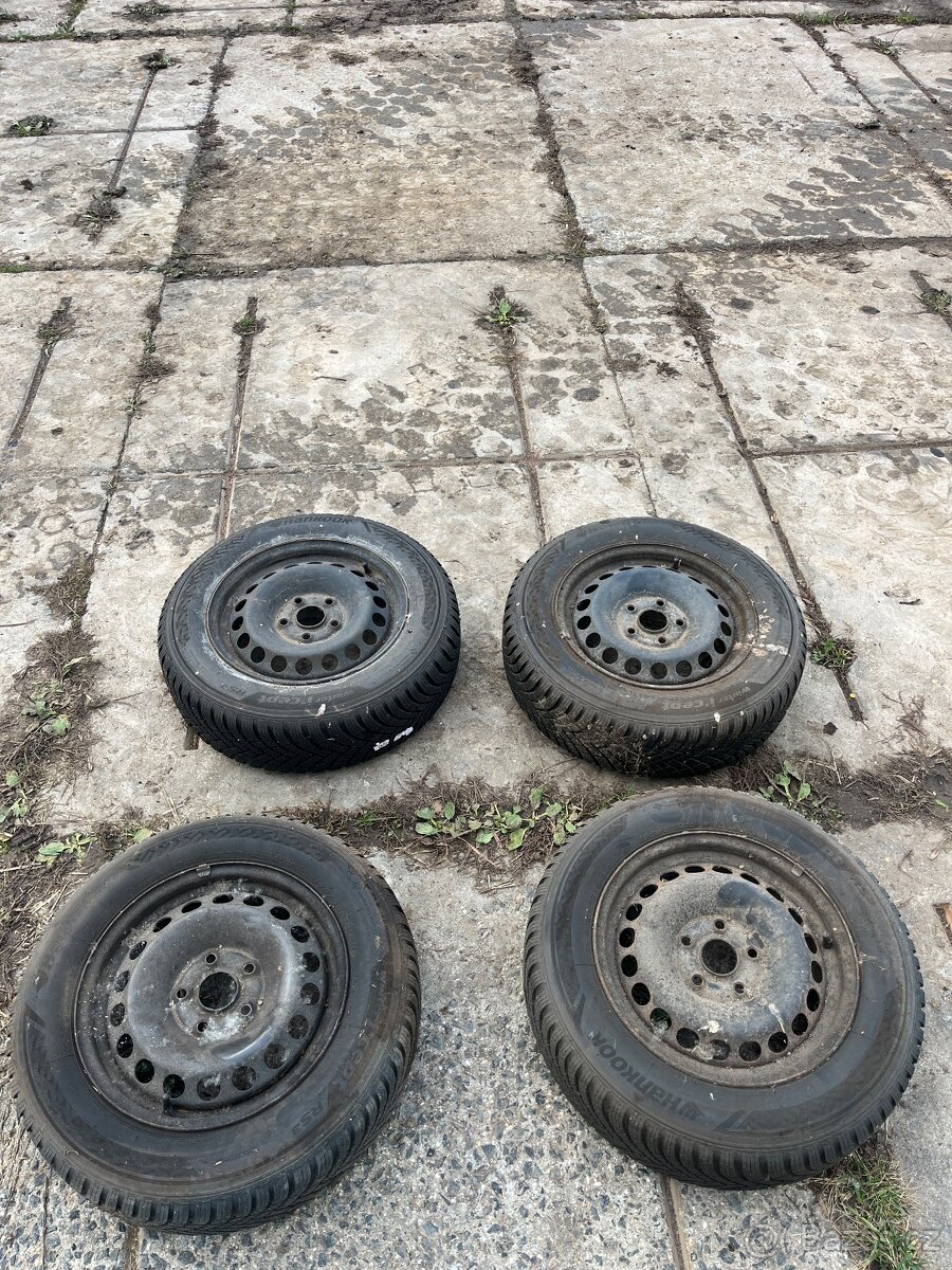 zimní sada kol 195/65/R15 Hankook Winter icept RS3