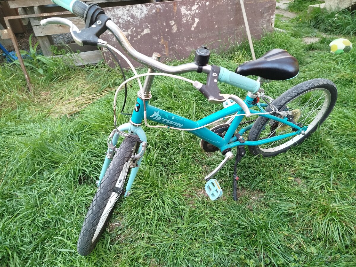 2x Dětské kolo, Originál 120. Obě za 800 Kč.