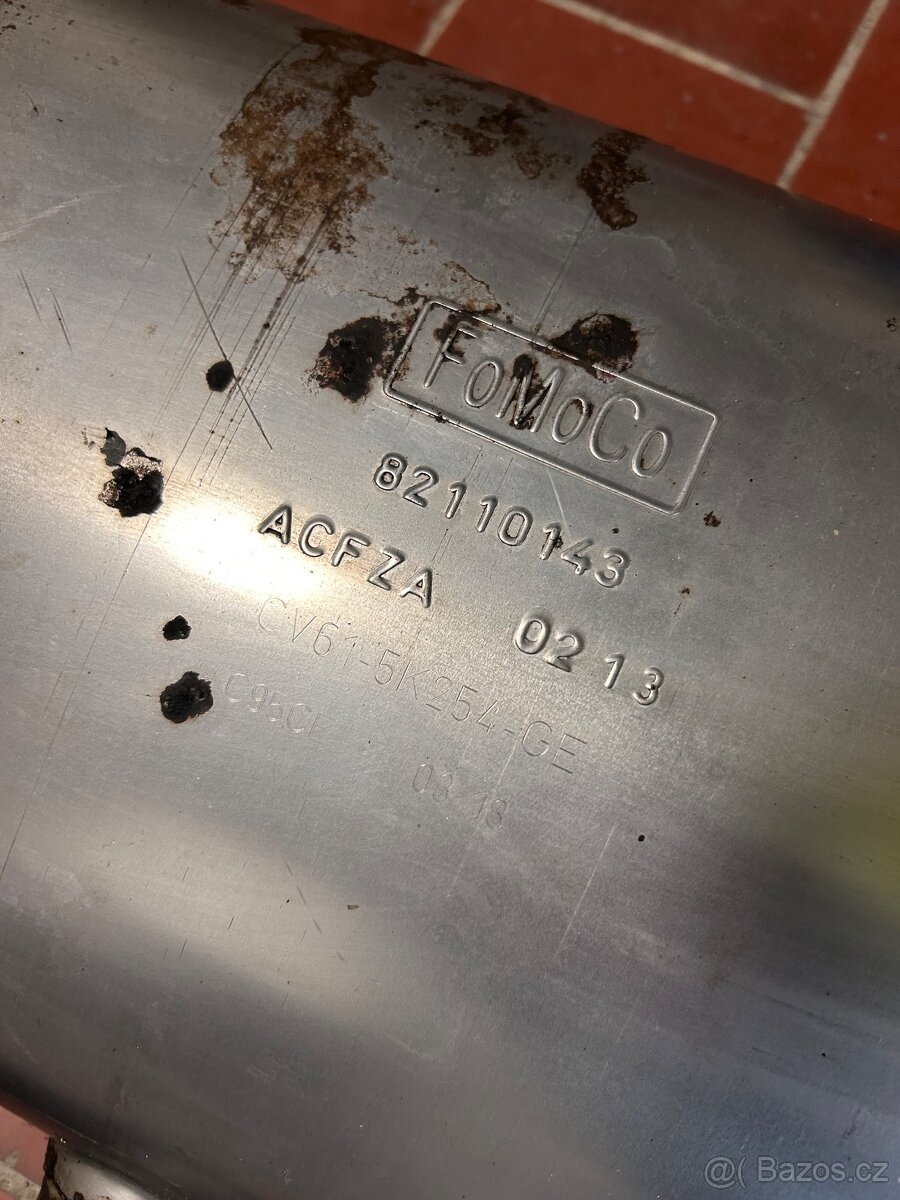 Zadní tlumič výfuku