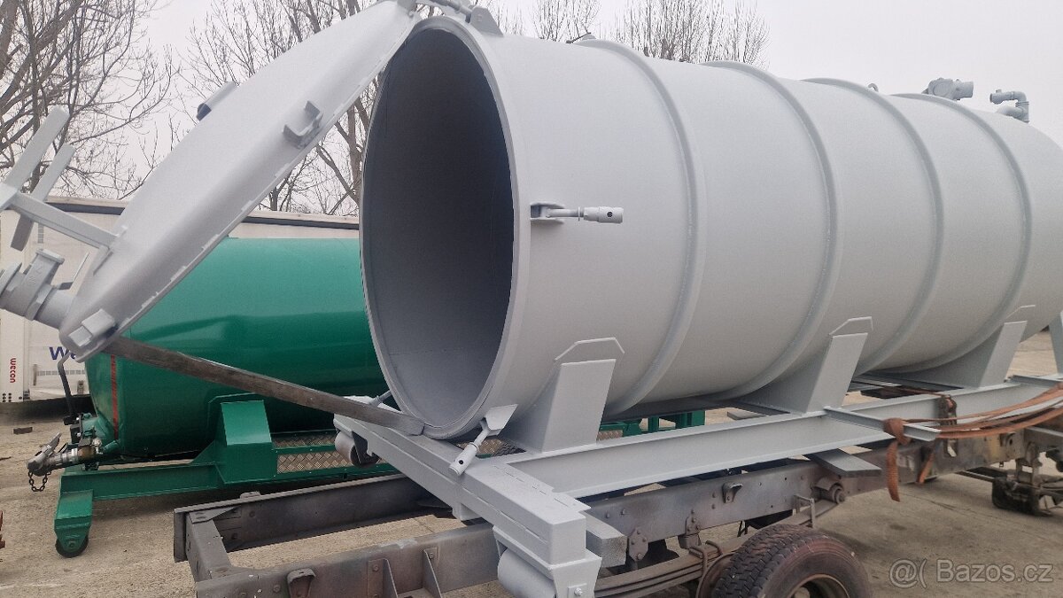 Cisterna na hákový nosič kontajnerov 12 m3 a 8,5 m3