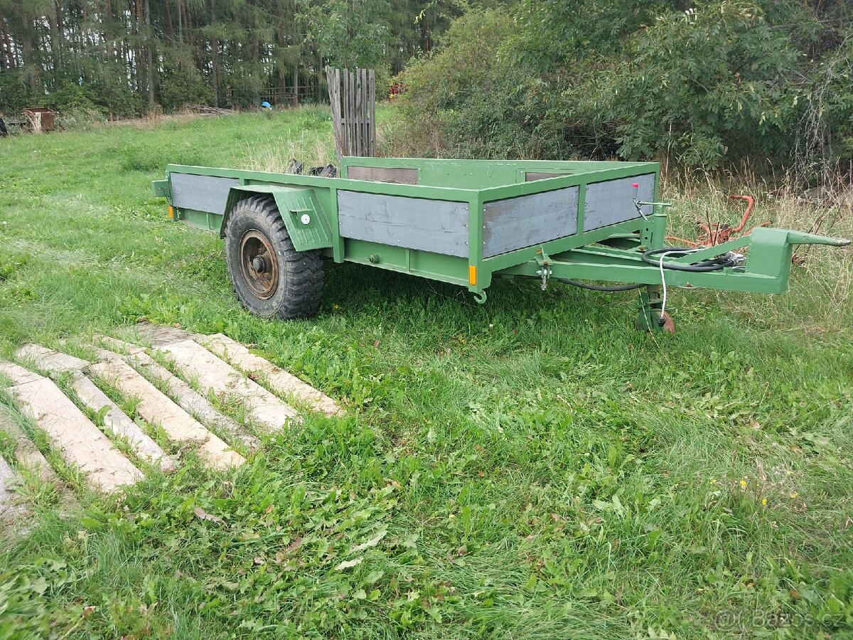 Prodám podvalník za traktor