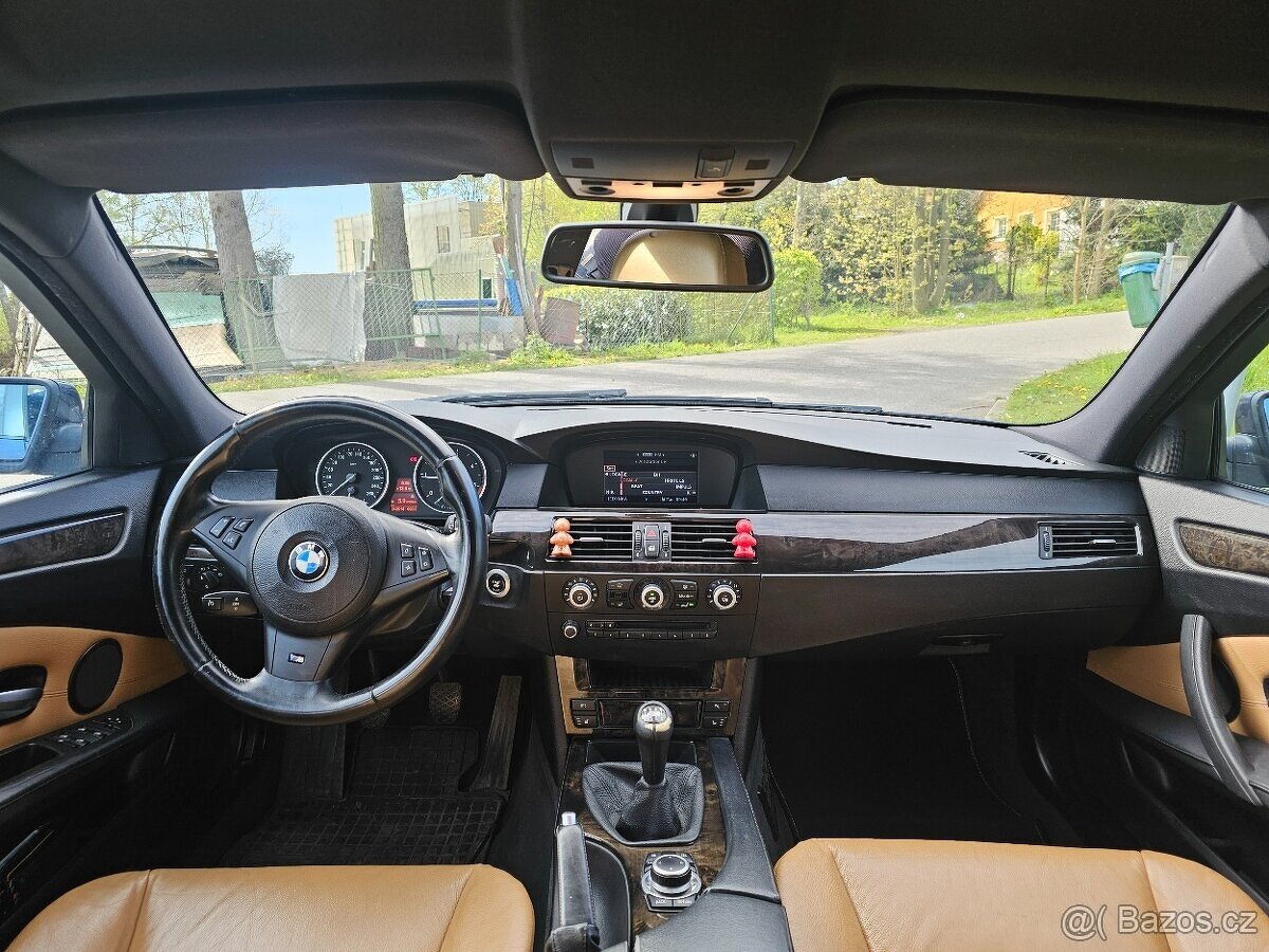 BMW E61 520D M-paket ve verzi EDITION , LCI