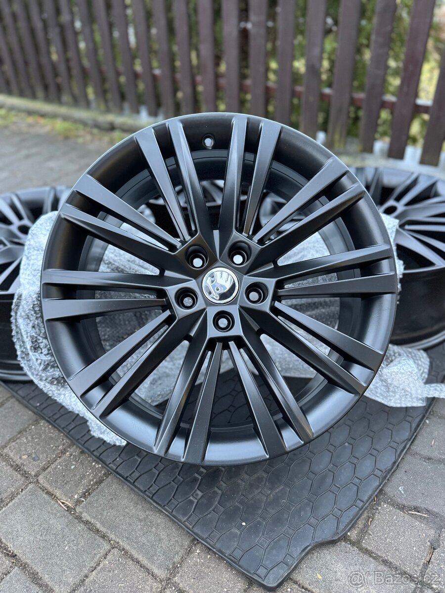 ORIGINÁL Alu Škoda Canopus R19, 5x112 - TOP STAV