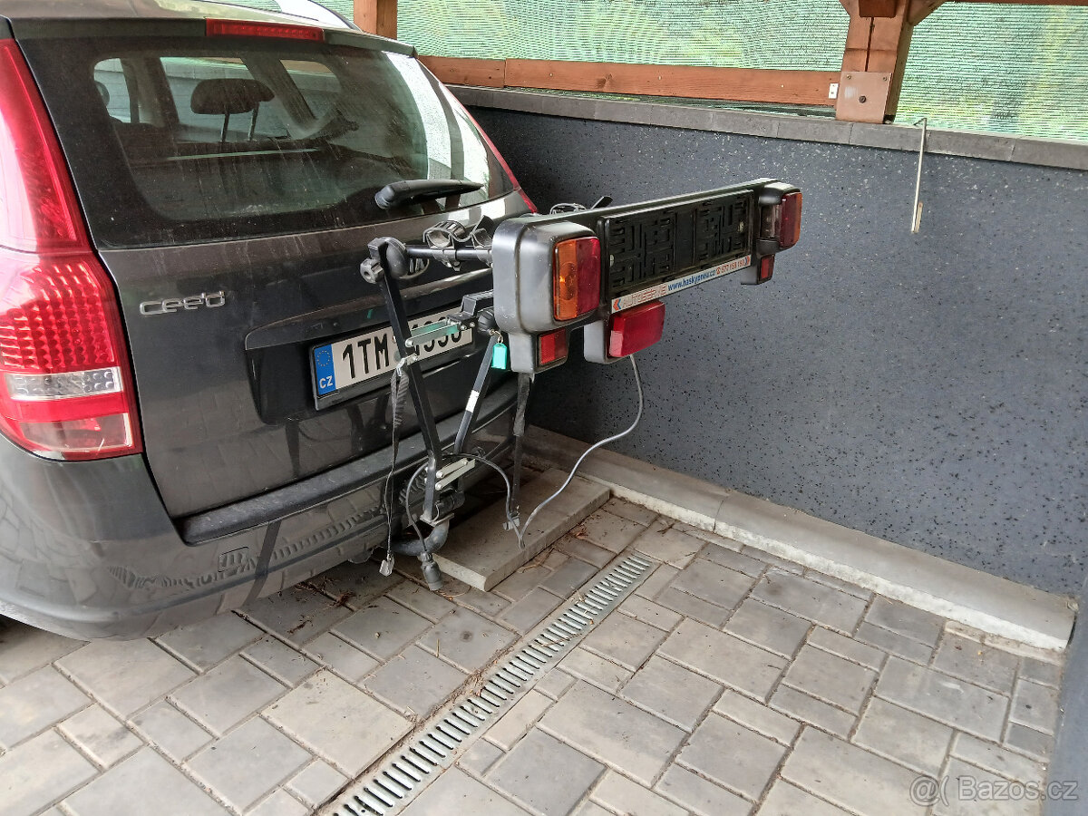 Nosič kol na tažné