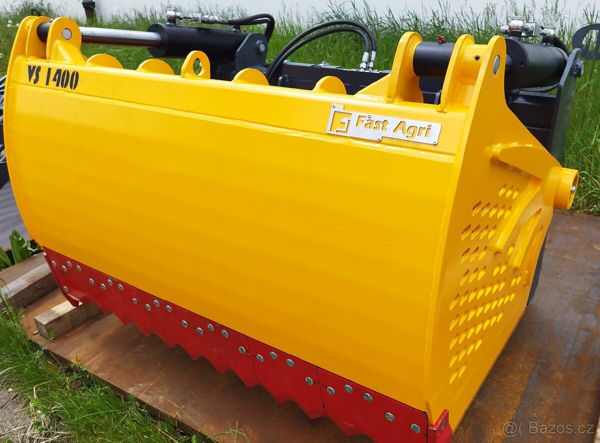 Vykusovač siláž-senáž (JCB Q-fit)