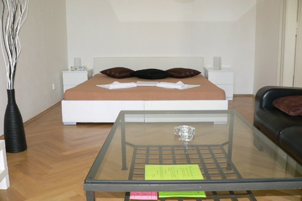 Hledáme recepční do apartmánu na Prahu 1