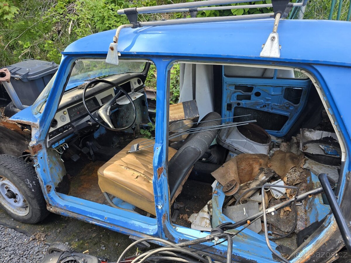 Skoda 100