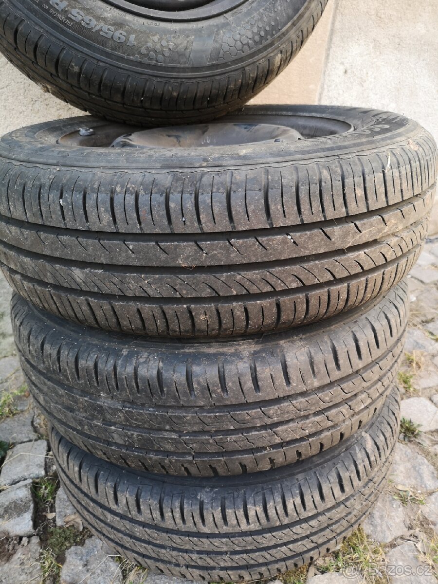 Kola 5 x 112 s pneu 195/65 R15