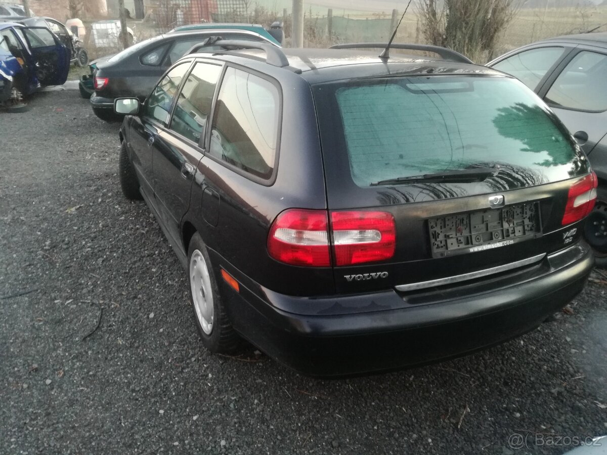 Volvo V40, 1.9 Tdi, r.v. 2004, 85kw