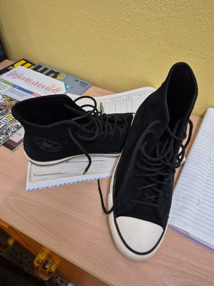 Prodám CONVERSKY kotníkové 39,5 vel.