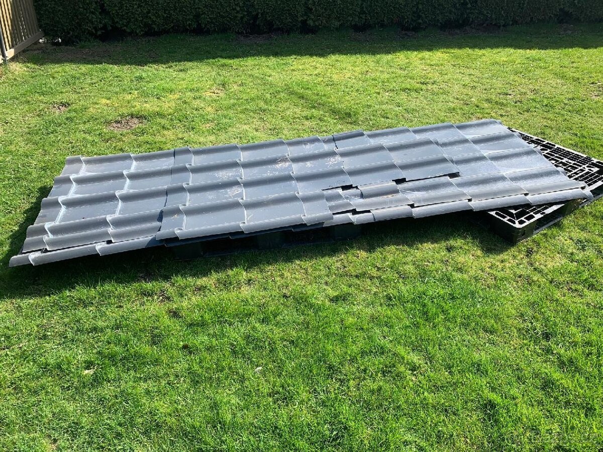 střešní plechy 118cmx330cm
