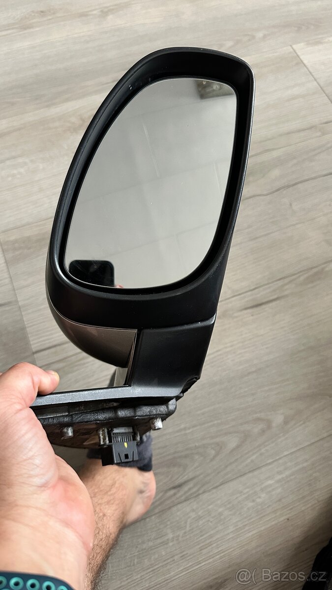 Pravé elektrické zrcátko na Vectra C/ Signum