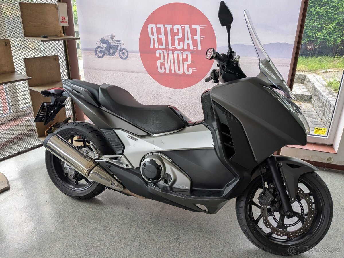 Honda Integra 750D ABS