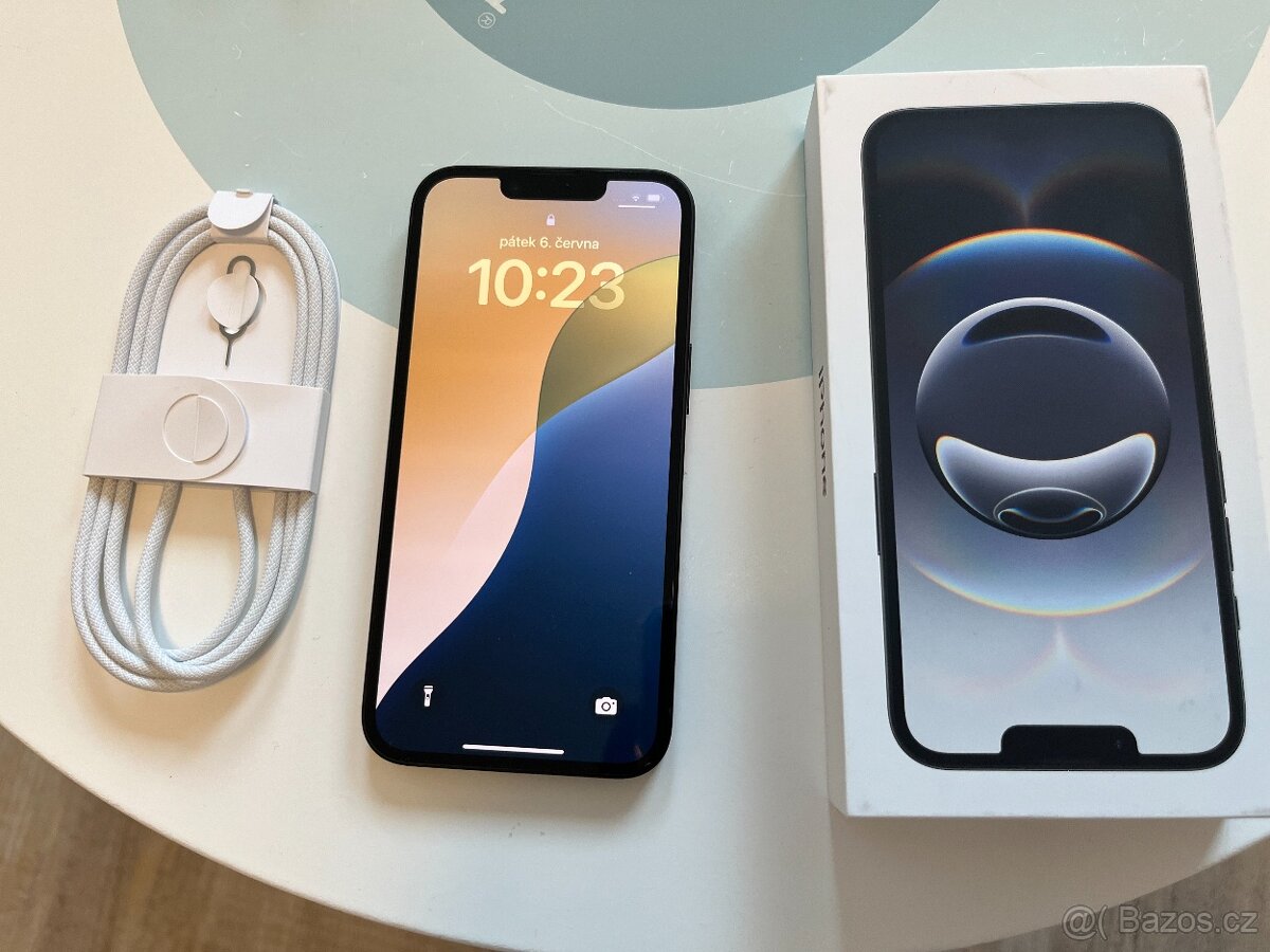 iPhone 16e, 128 GB, černý - nový