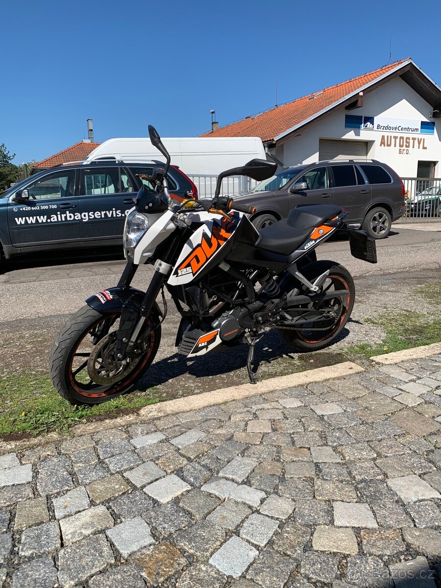 KTM Duke 125 2013