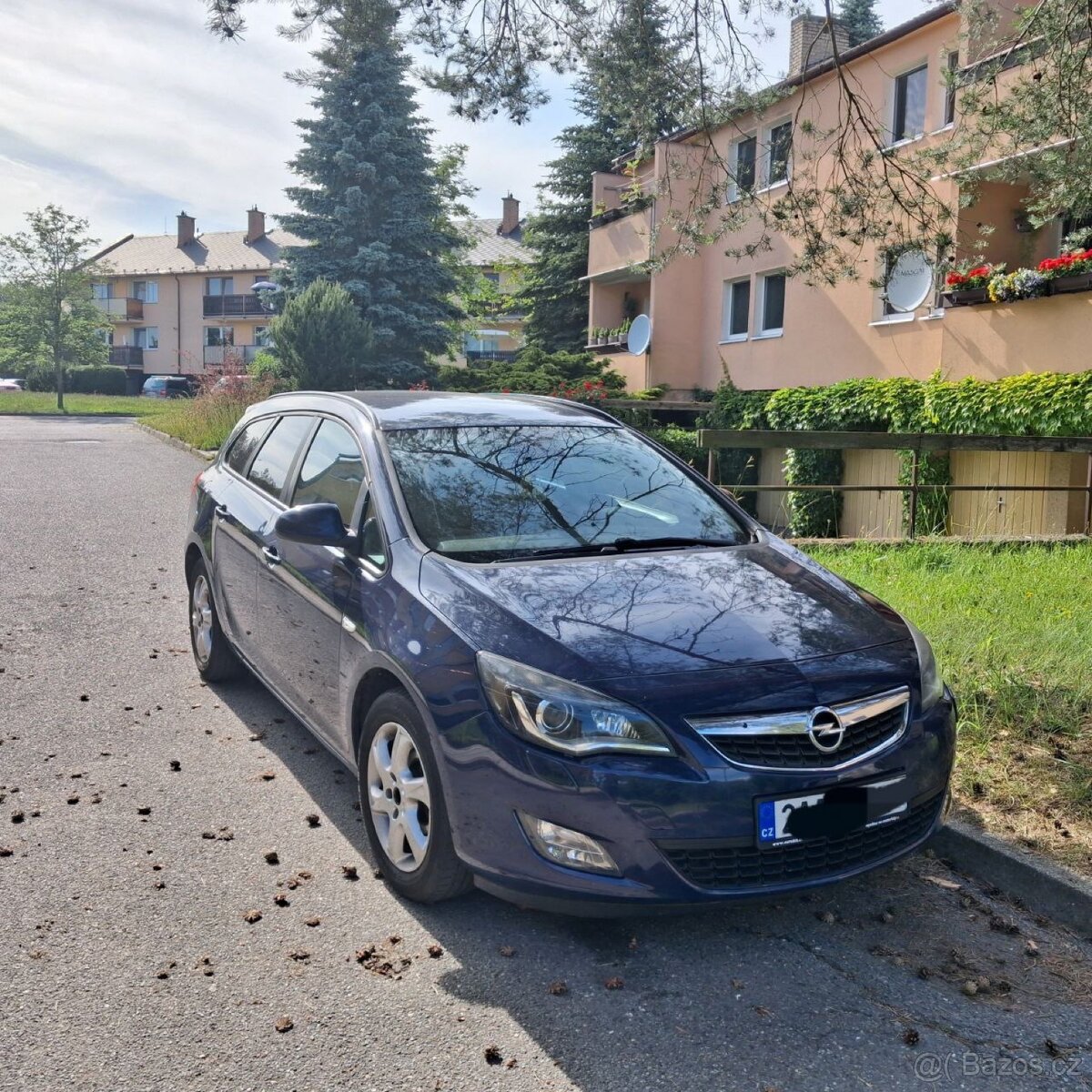 Opel Astra J 1.7 CDTI kombi 2010 rok 81kw