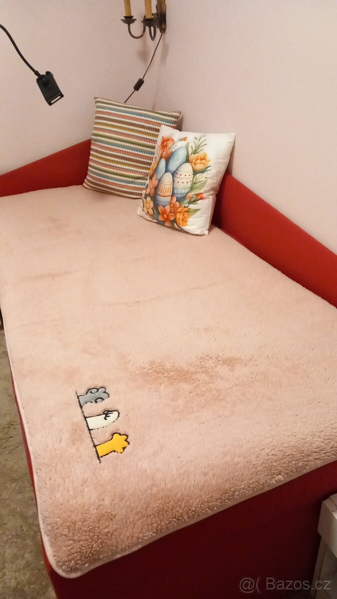 Válenda velmi pěkná, dobře spaní,dohodou