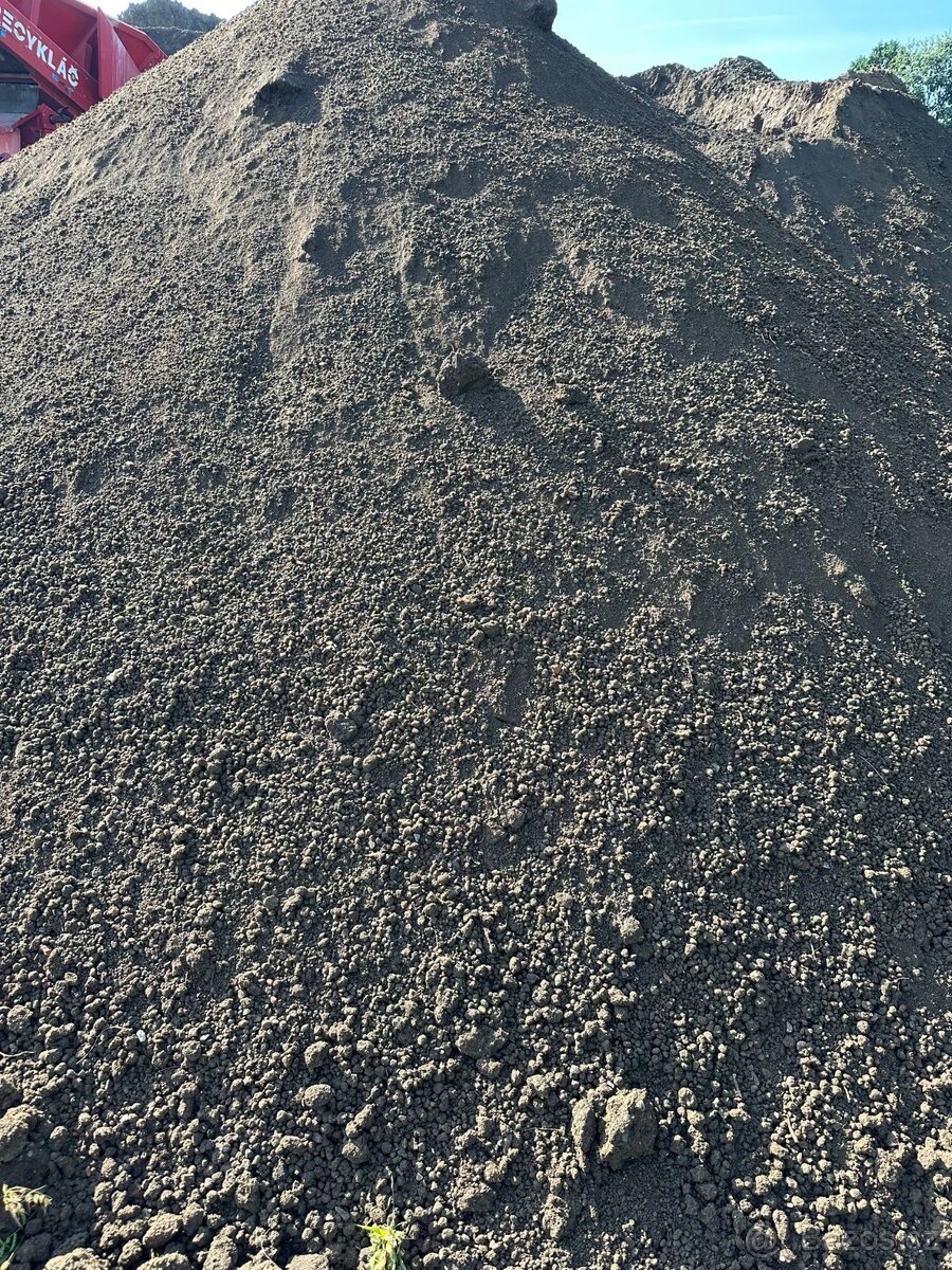 Prodam tříděnou cernozem a recyklat