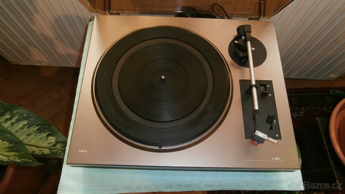 gramo LENCO L300-TESLA NC 300
