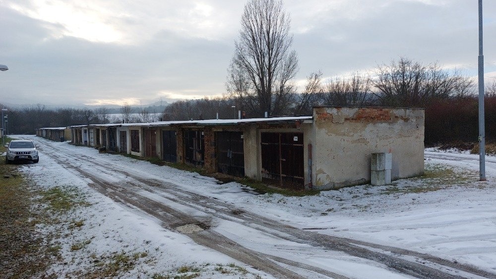 Prodej podílu 1/2 18 m2, Bílina - Teplické Předměstí