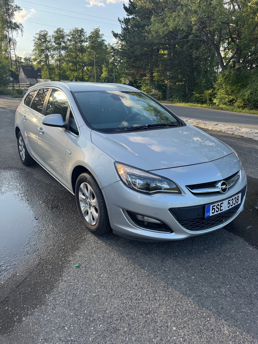 Opel Astra 1,6DCi 81KW 9️⃣2️⃣.0️⃣0️⃣0️⃣Km