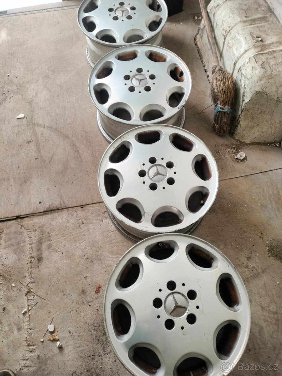 4ks alu disky orig. Mercedes Benz 5x112 r16 et51