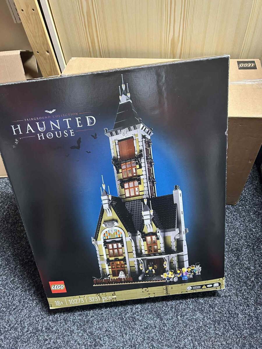 Lego Haunted House 10273