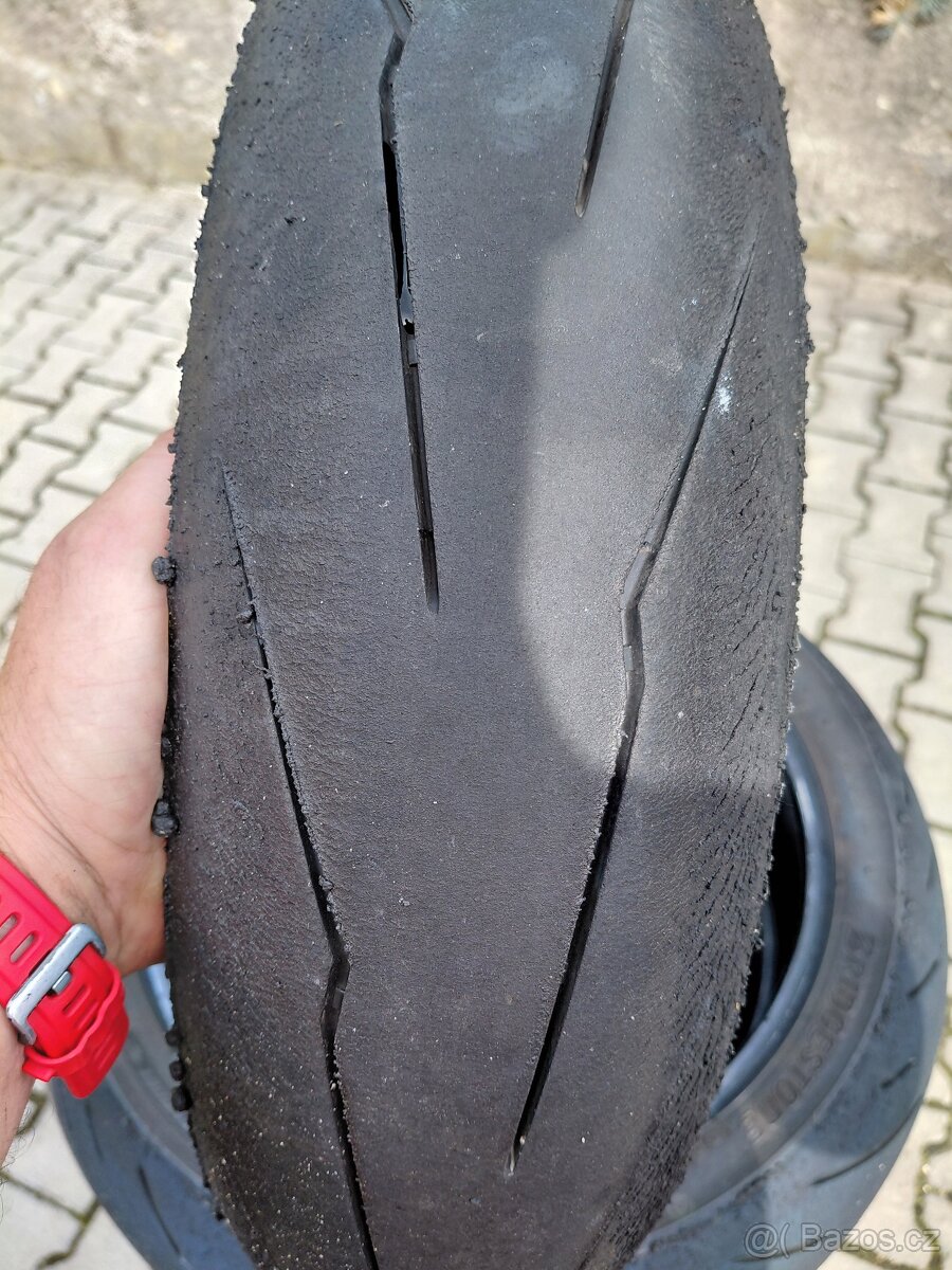 Pneumatika sada Pirelli SC 120/70-17 + 140/70-17