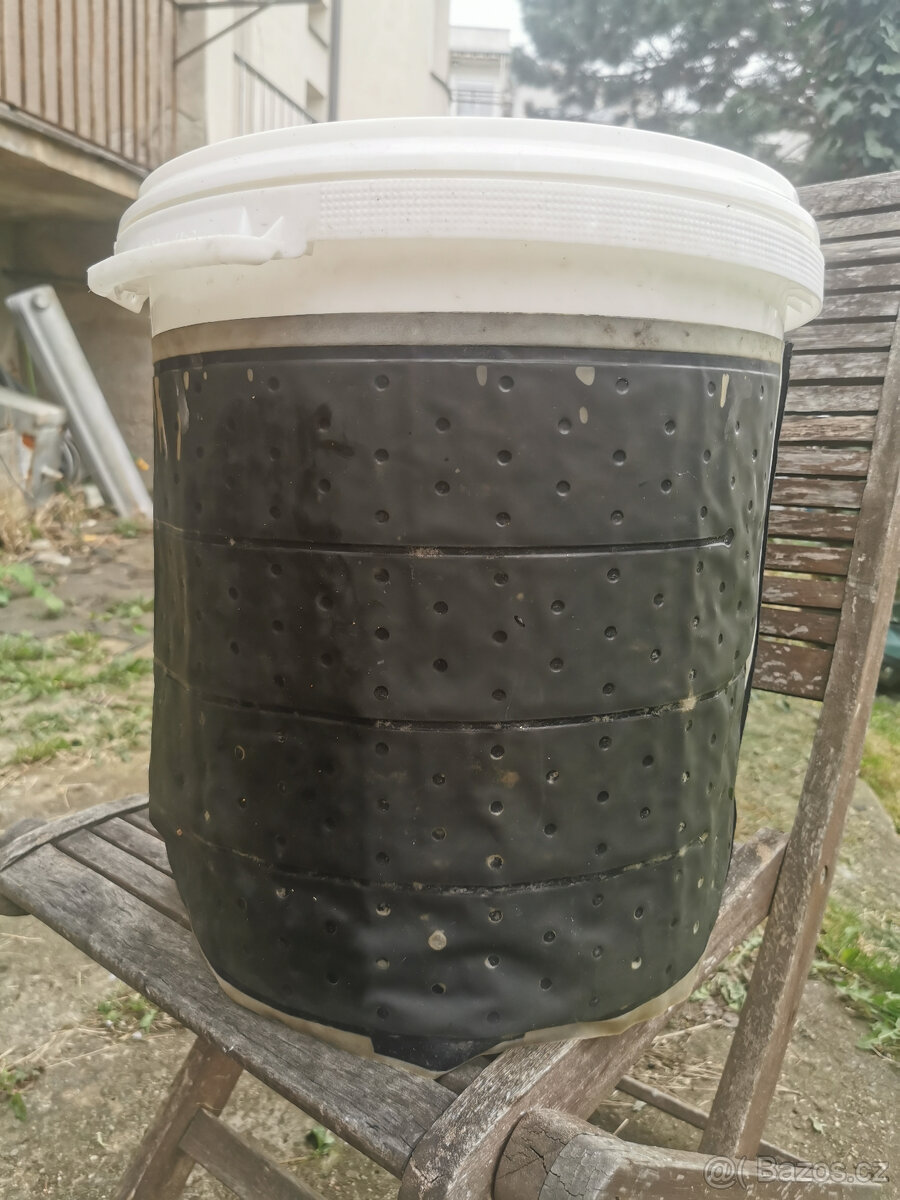 Chladící návlek na kvasné nádoby