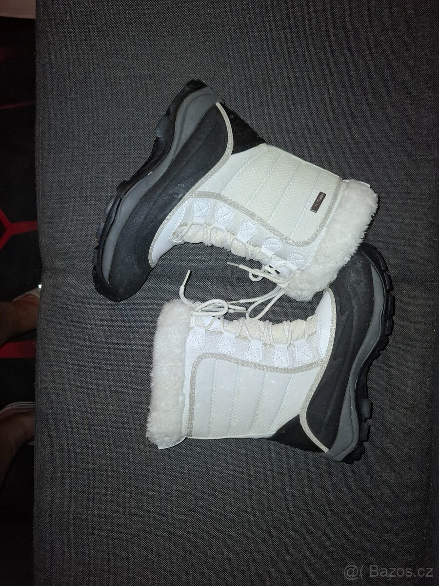 Sněhule TRESPASS, vel. 38