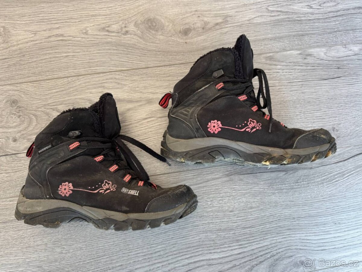 zimní boty Umbro 37