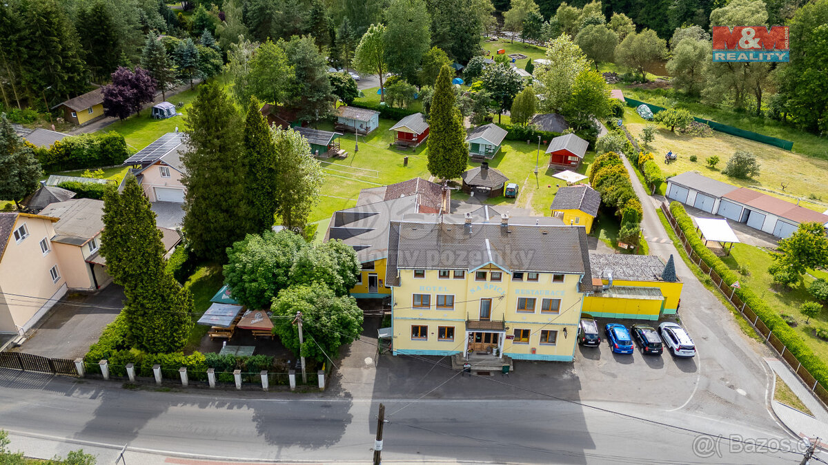 Prodej hotelu s restaurací 3326 m2, Radošov, okr.K.Vary