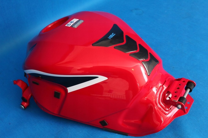 Honda CBR 650F - nádrž