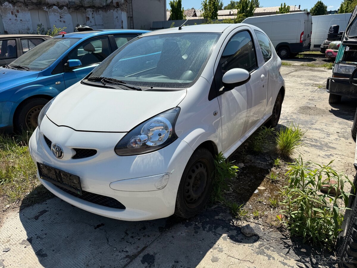 Toyota Aygo 1.0i 50kw 1KR