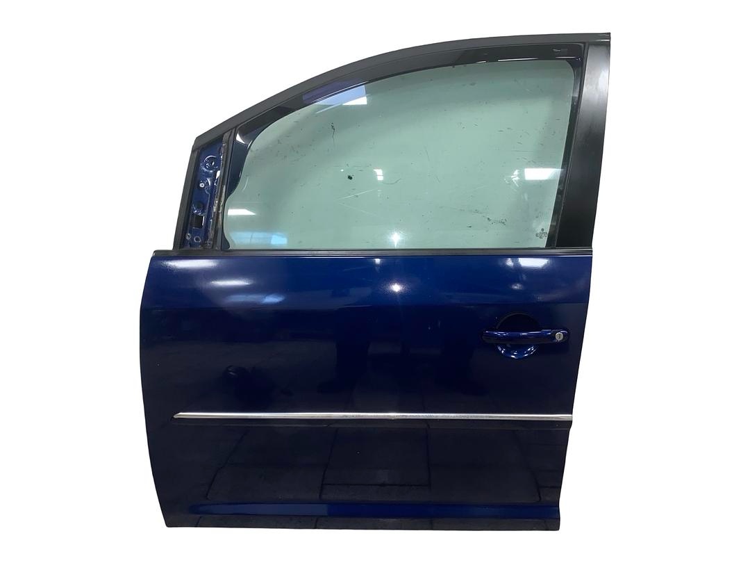 Levé přední dveře modrá metalíza LD5Q VW Touran 1T2 FL 2009