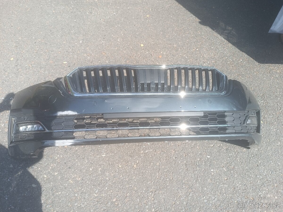 Skoda Octavia IV - přední blatník, nárazník, světlo, řizení
