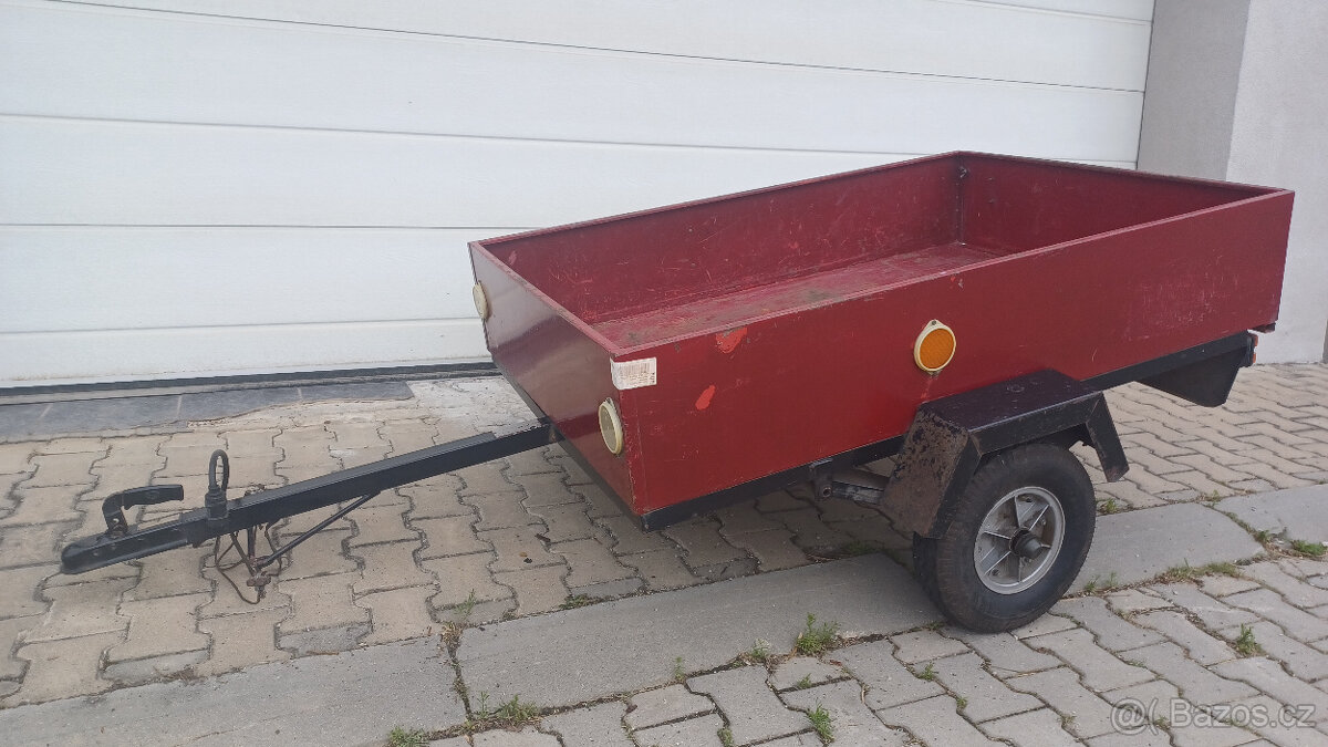 Přívěsný vozík PV400