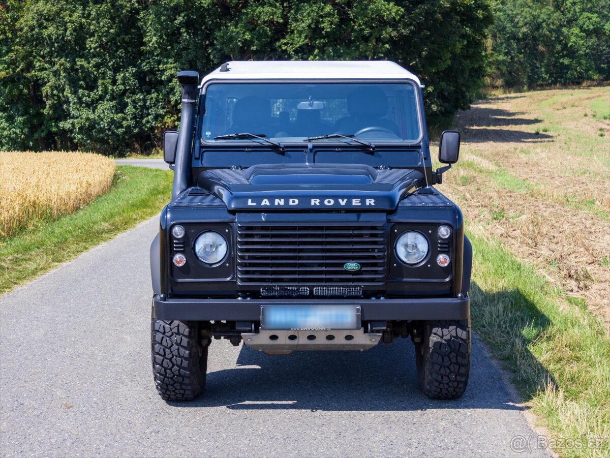 Land Rover Defender 2,2 TD 90kW Crew Cab (2013)
