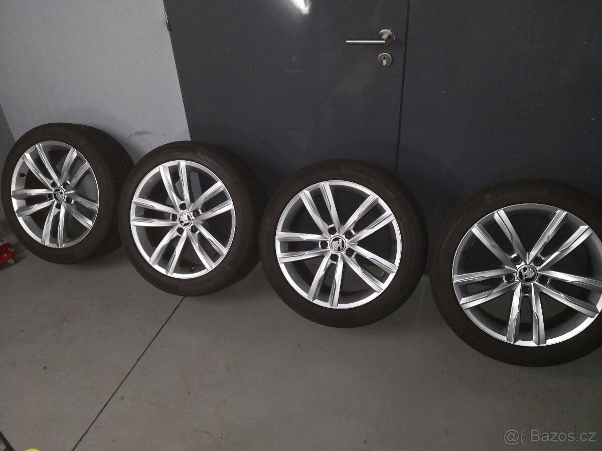 VW 4 x original disk 8J x 18 H2 ET44
