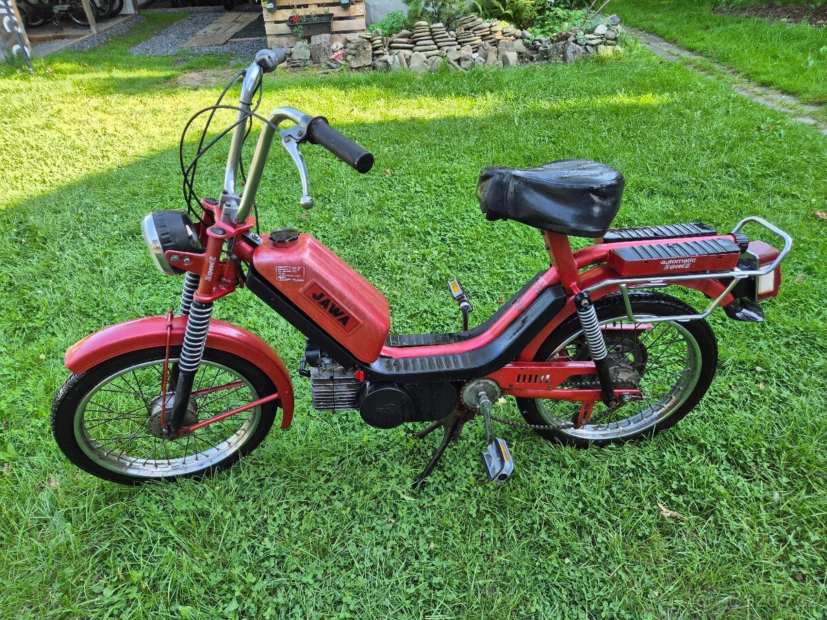 Babetta 215 s kartičkou, originál 1. rychlostní, vínová 2.