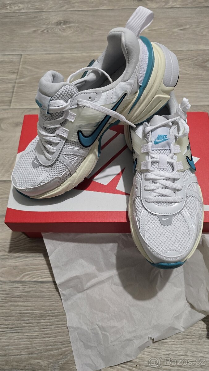 Nike v2k run  39eu