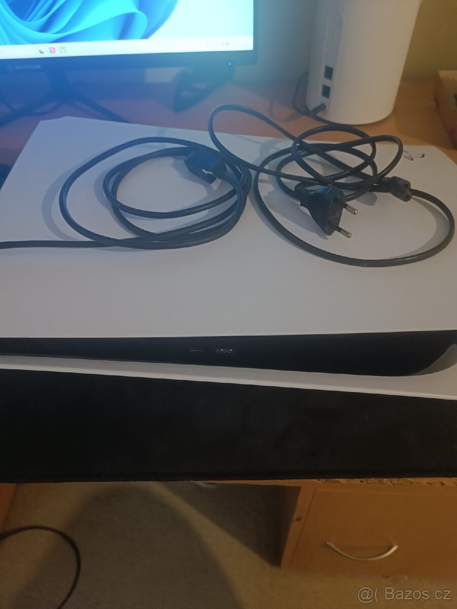 Ps 5 z mechanikou + ovladač