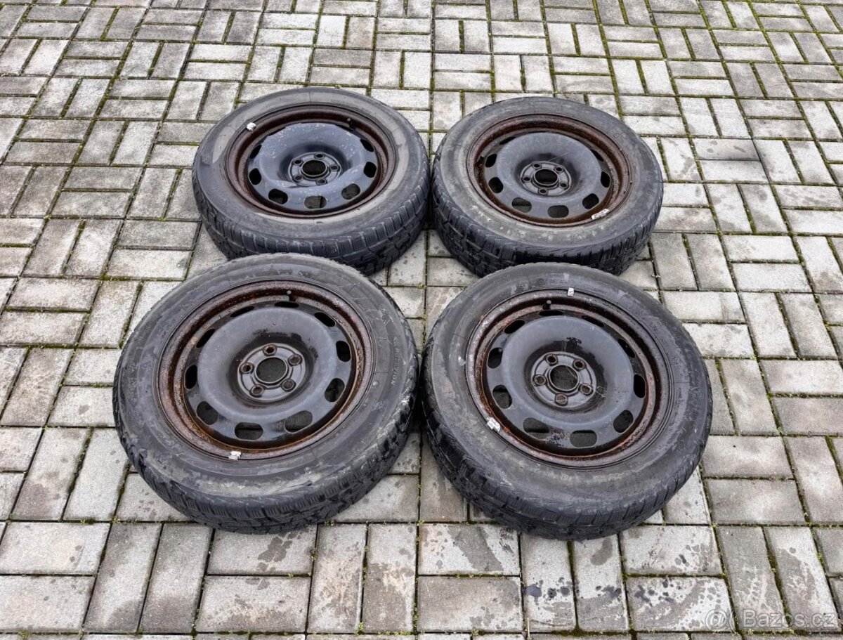 Zimní sada disků 5x100 s pneu 185/60 R15