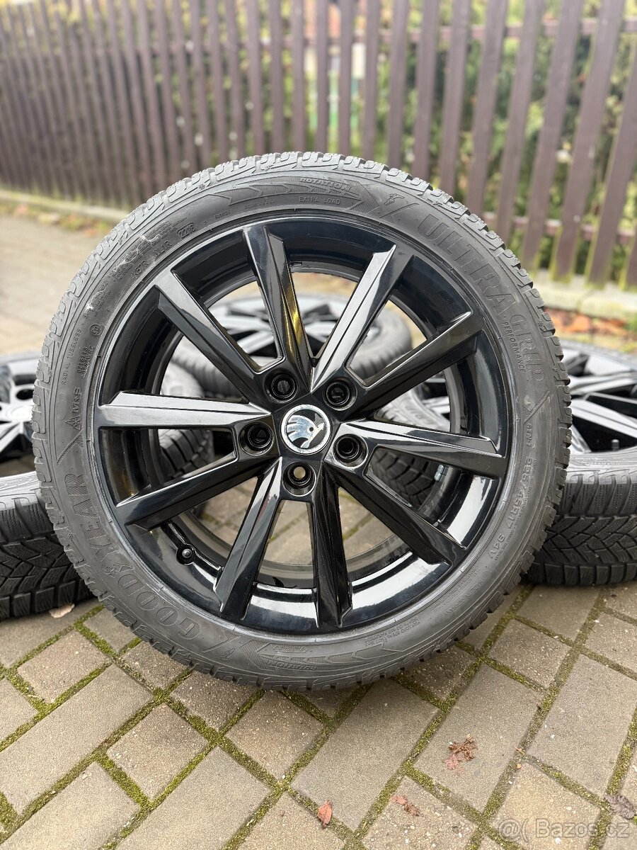 ORIGINÁL Alu Škoda TERON R17, 5x112 - TOP, ZIMNÍ PNEU